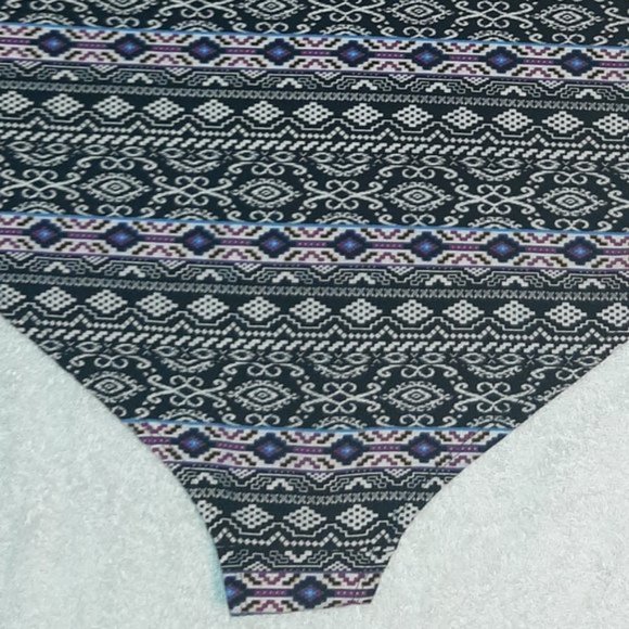 One piece swimming suit by Forever 21/ size 2X - Picture 3 of 12